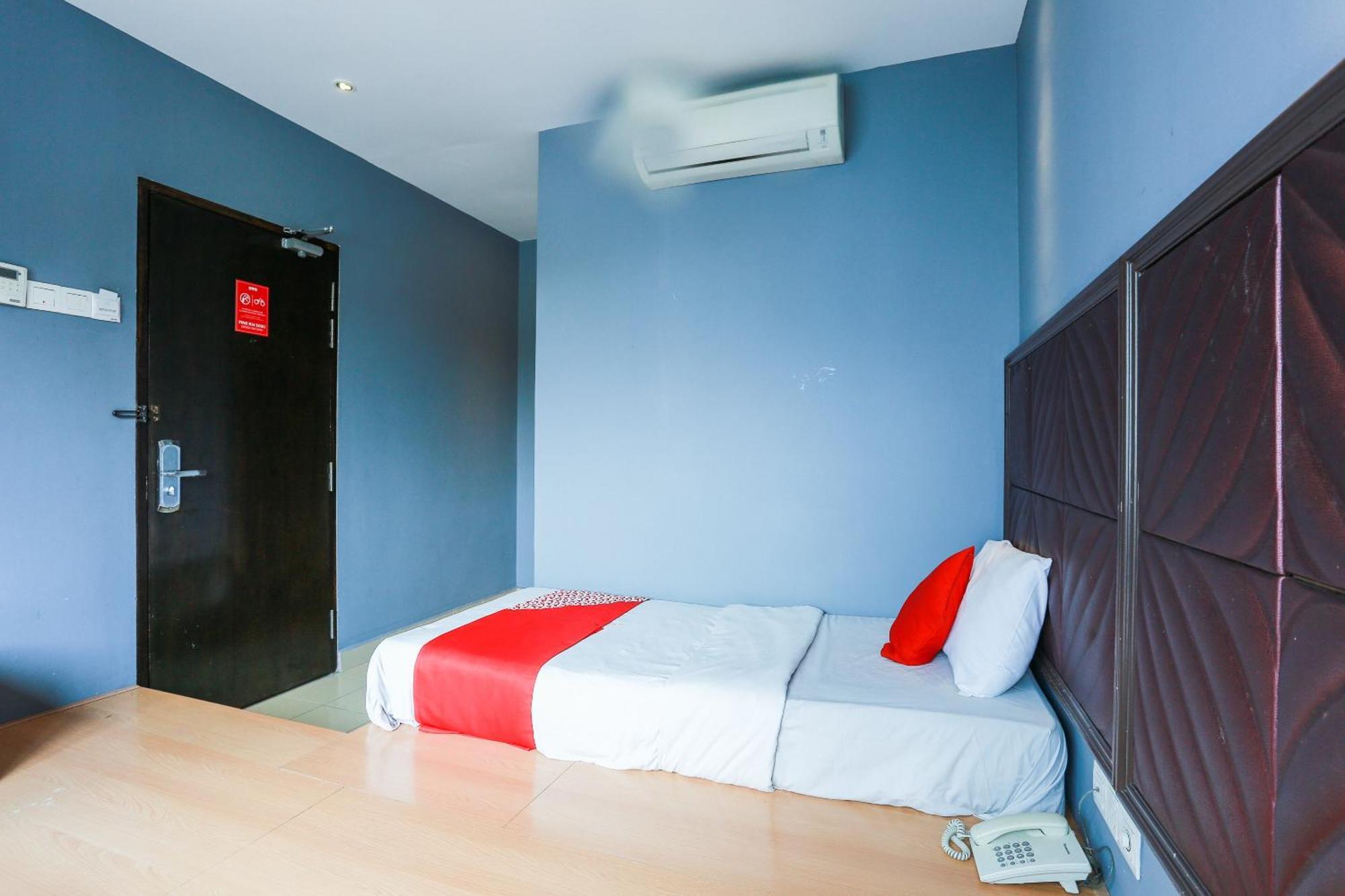 Oyo 90894 Hotel Smc I-City Shah Alam Exterior foto